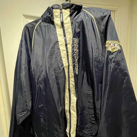 Nashville Predators Jacket - Picture 1 of 4